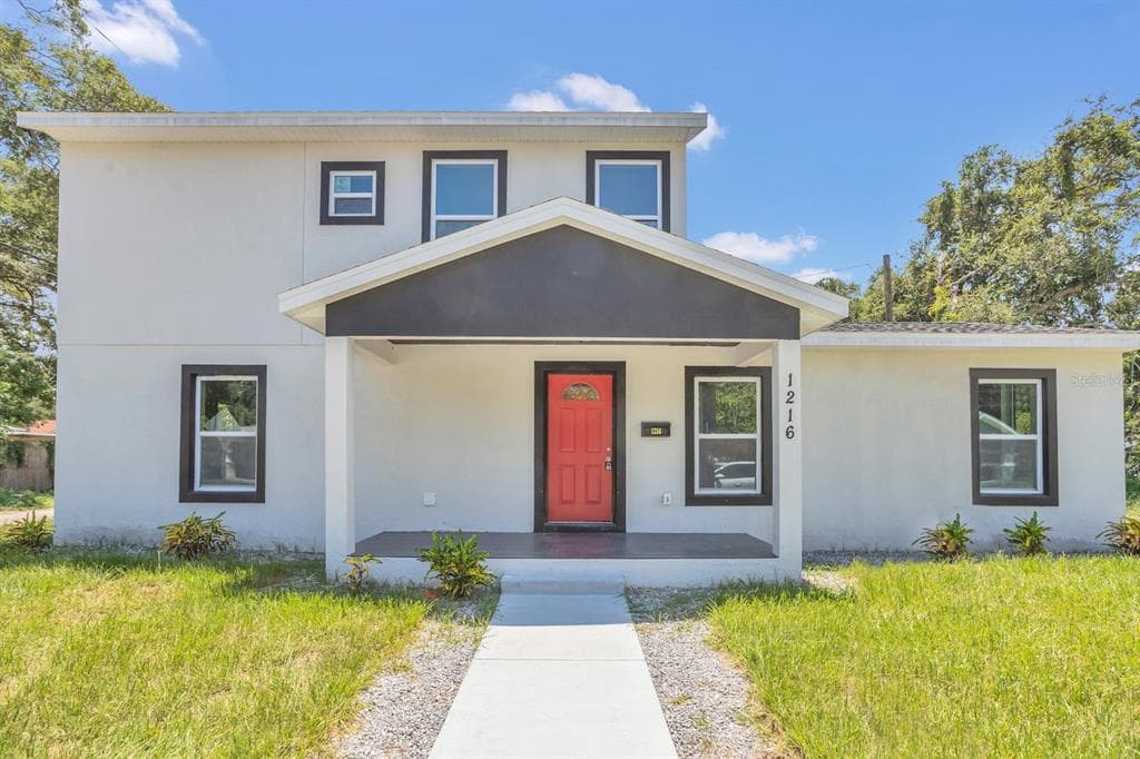 1216 15TH AVENUE S ST PETERSBURG, FL 33705
