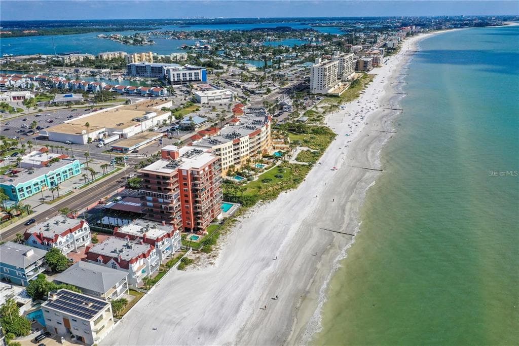 15316 GULF BOULEVARD UNIT 403 MADEIRA BEACH, FL 33708