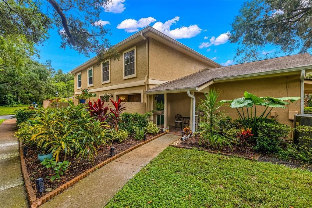 11854 RAINTREE DRIVE UNIT N/A TEMPLE TERRACE, FL 33617