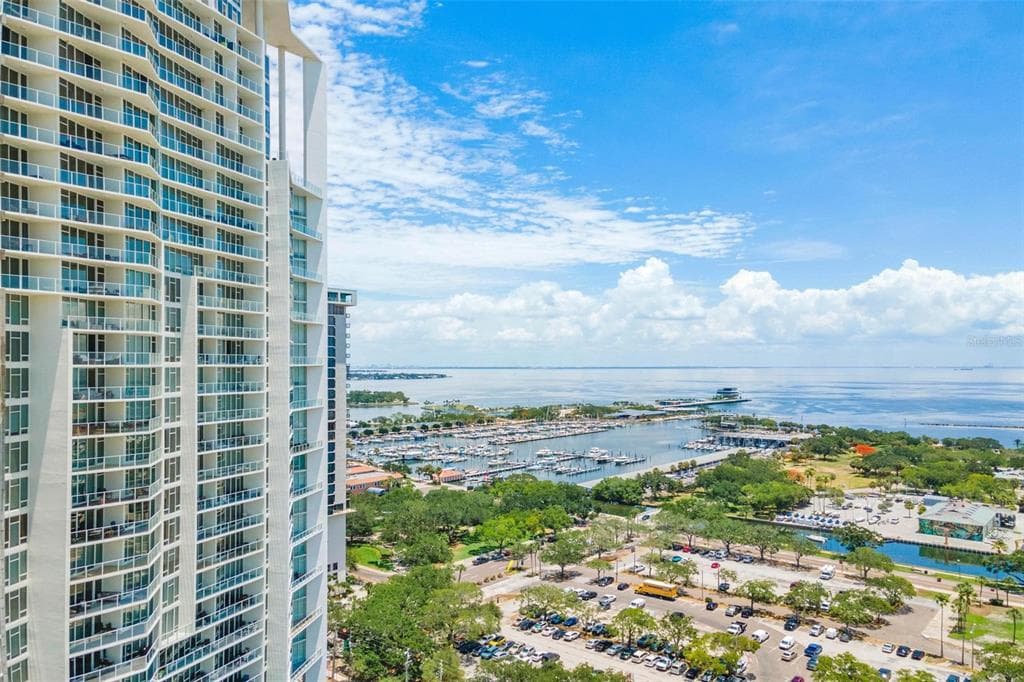 175 1ST STREET S UNIT 906 ST PETERSBURG, FL 33701