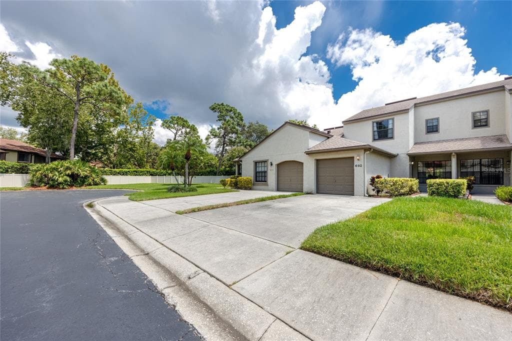 602 QUAIL KEEP DRIVE