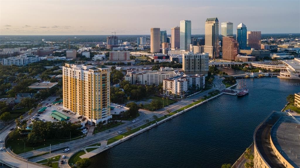 345 BAYSHORE BOULEVARD UNIT 1201 TAMPA, FL 33606