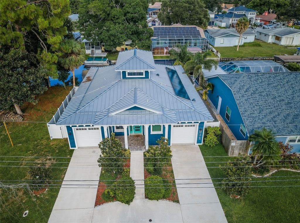 211 W CANAL DRIVE PALM HARBOR, FL 34684