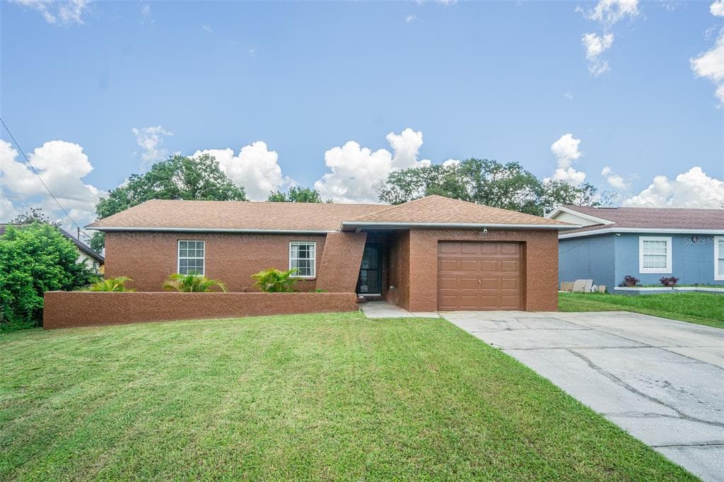 3758 DOVEHOLLOW DRIVE LAKELAND, FL 33812
