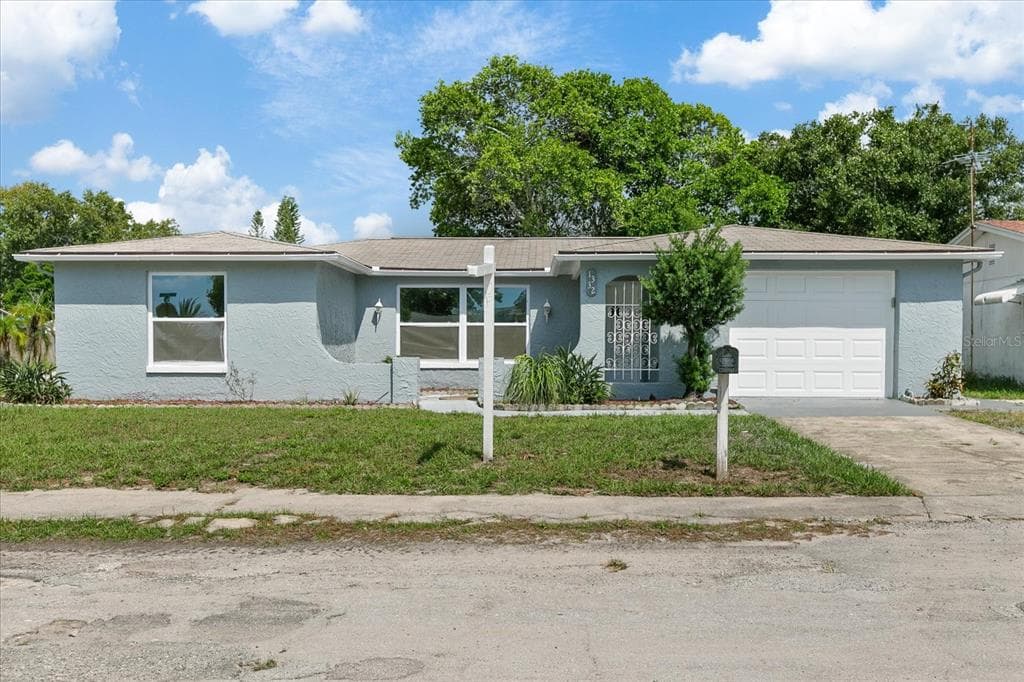 1332 MAYBURY DRIVE