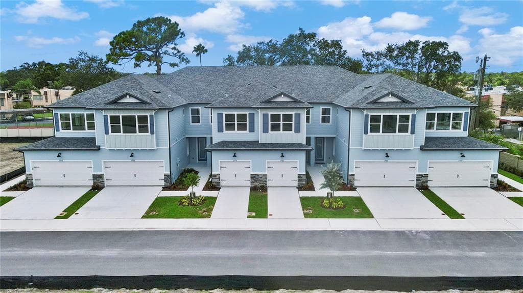 7797 93RD STREET N UNIT 34 SEMINOLE, FL 33777