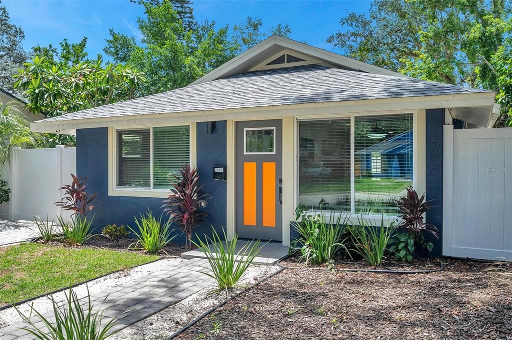 2111 42ND STREET S ST PETERSBURG, FL 33711