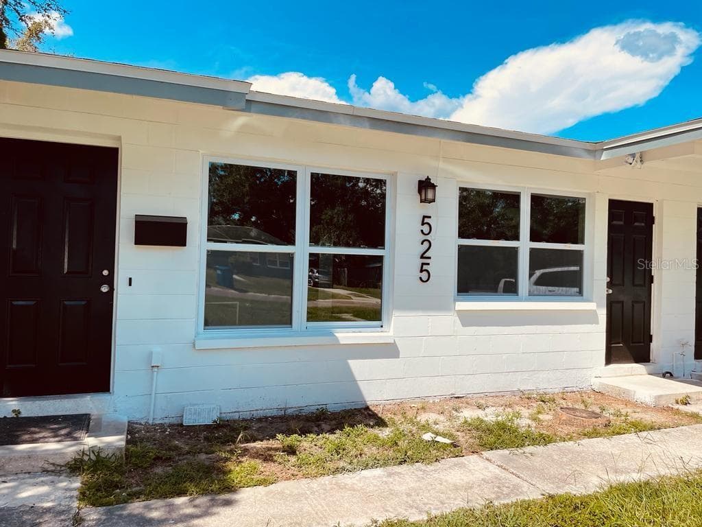 525 73RD AVENUE N UNIT 525 ST PETERSBURG, FL 33702