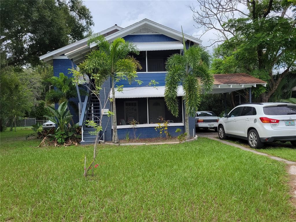 205 W LENOX STREET LAKELAND, FL 33803