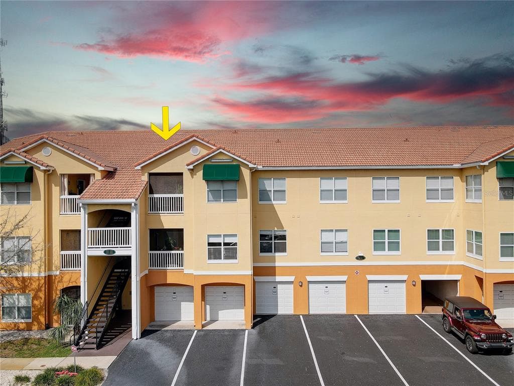 10764 70TH AVENUE UNIT 3303 SEMINOLE, FL 33772