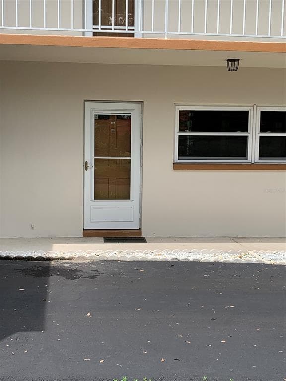 5880 38TH AVENUE N UNIT 107 ST PETERSBURG, FL 33710