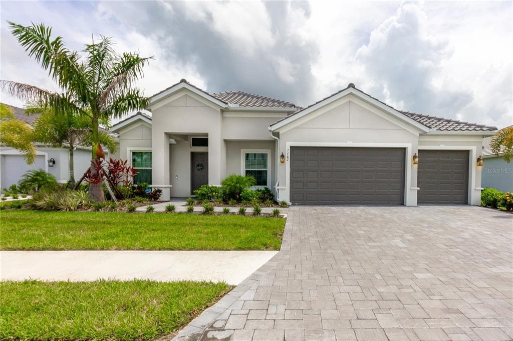 7162 TAMWORTH PARKWAY SARASOTA, FL 34241