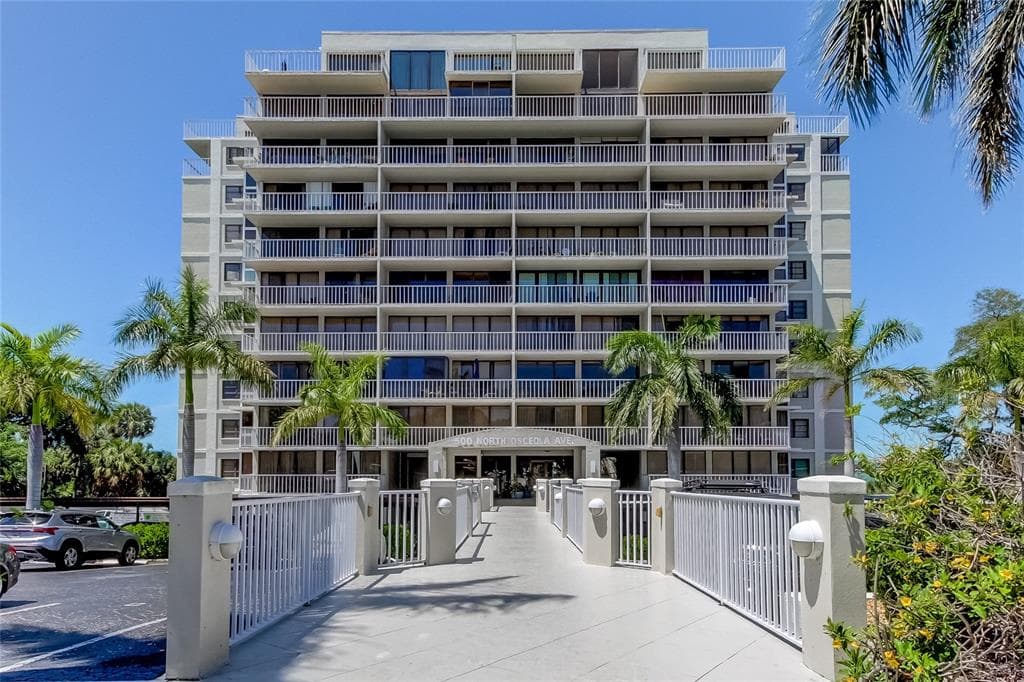 500 N OSCEOLA AVENUE UNIT PH-H CLEARWATER, FL 33755