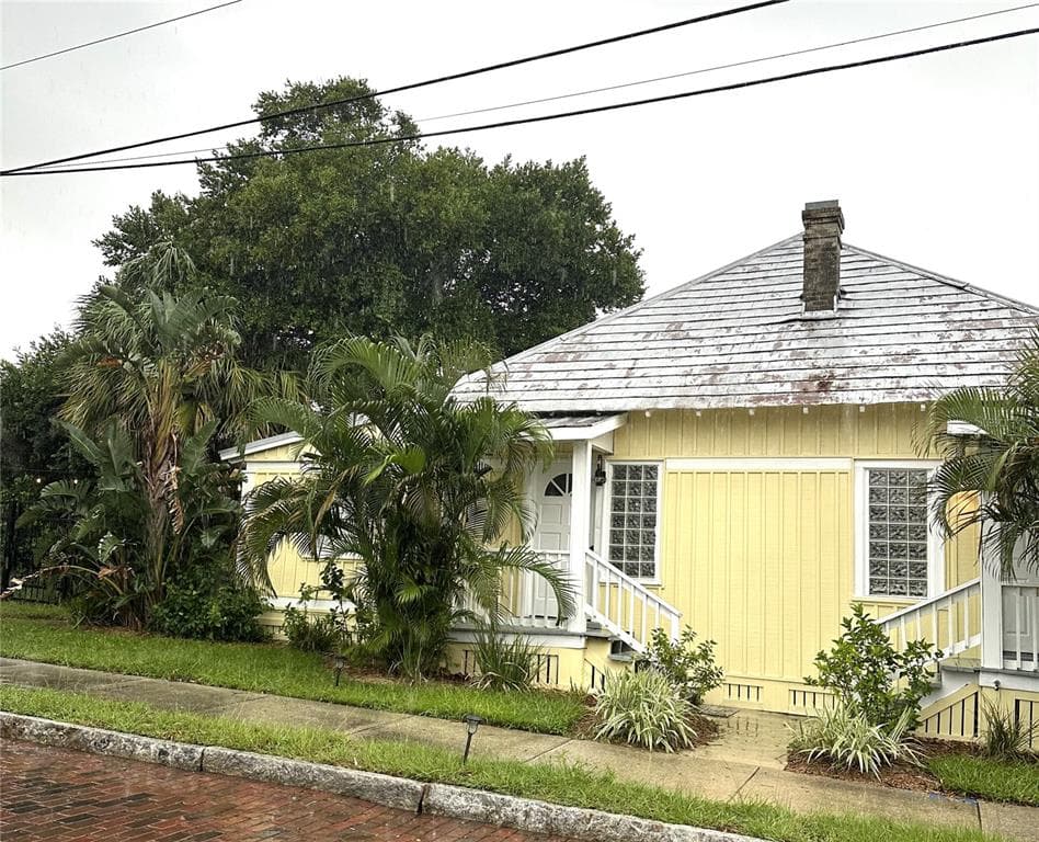 109 HIBISCUS STREET UNIT 1 TARPON SPRINGS, FL 34689