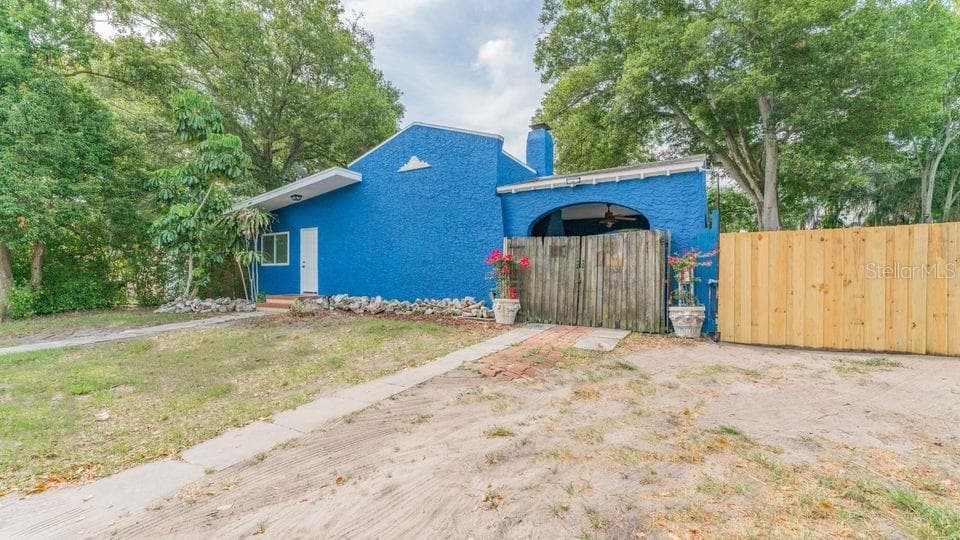 1537 DREW STREET CLEARWATER, FL 33755