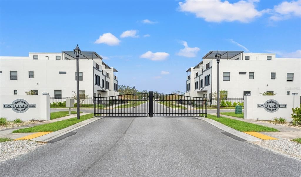 6208 64TH WAY N PINELLAS PARK, FL 33781