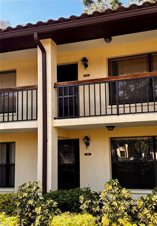 112 HAMMOCK PINE BOULEVARD CLEARWATER, FL 33761