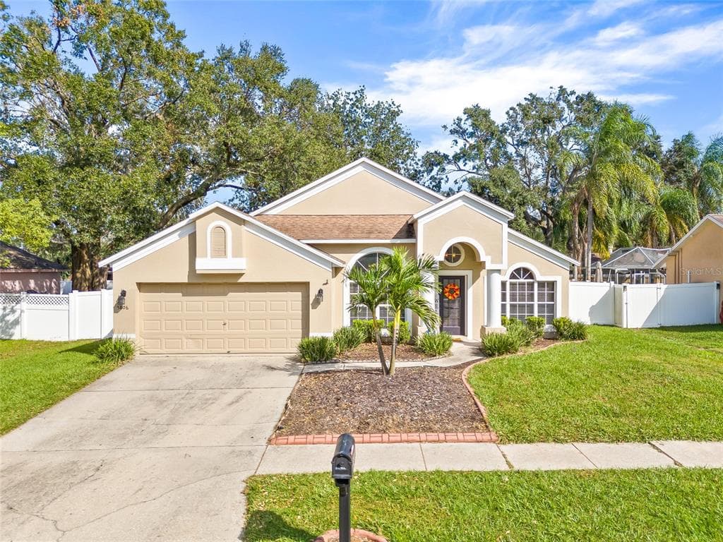 5806 ERHARDT DRIVE RIVERVIEW, FL 33578