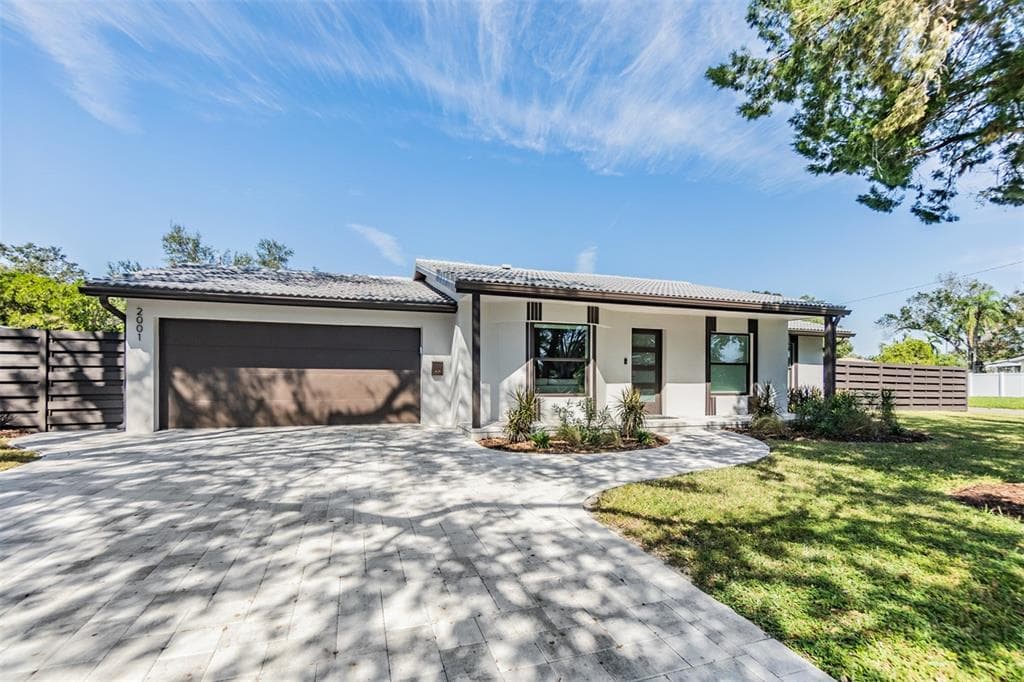 2001 67TH AVENUE N ST PETERSBURG, FL 33702