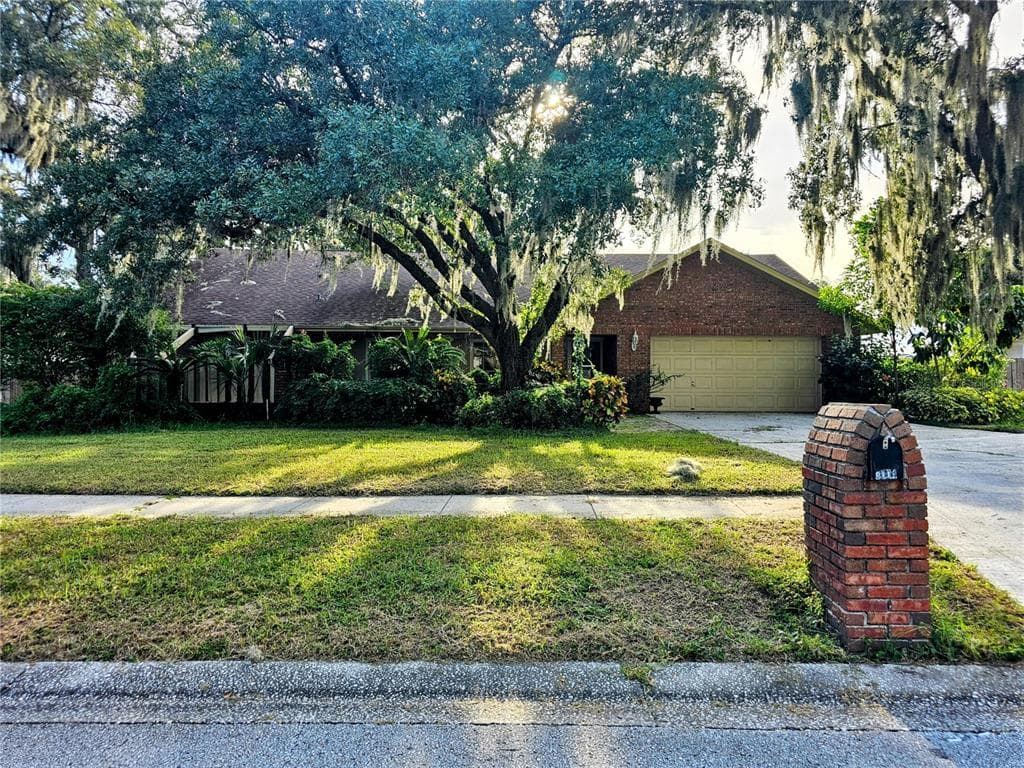 3004 ROLLING ACRES PLACE VALRICO, FL 33596
