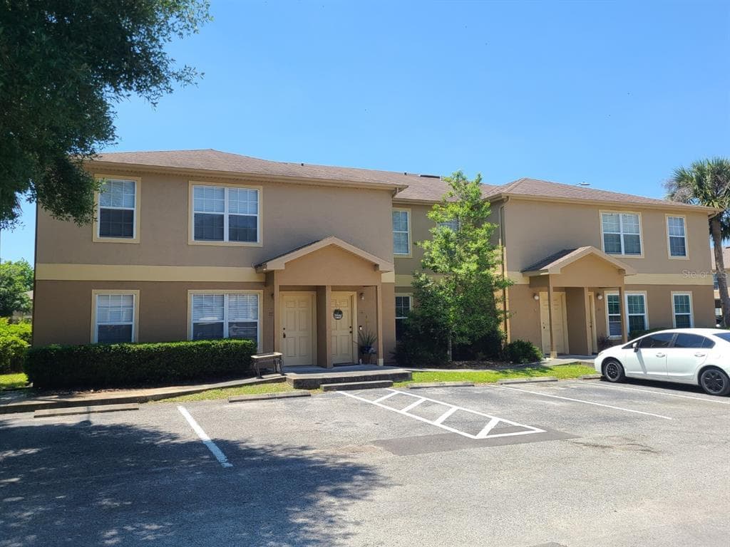 36320 STONEWOOD LANE UNIT 103 ZEPHYRHILLS, FL 33541