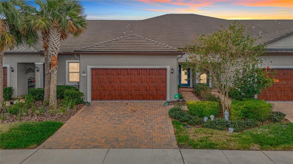 10342 ECHO DOCK LOOP