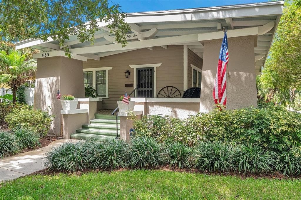 455 13TH AVENUE NE ST PETERSBURG, FL 33701