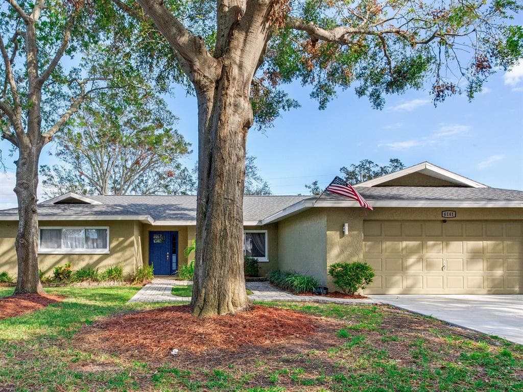 6141 SUNDOWN DRIVE
