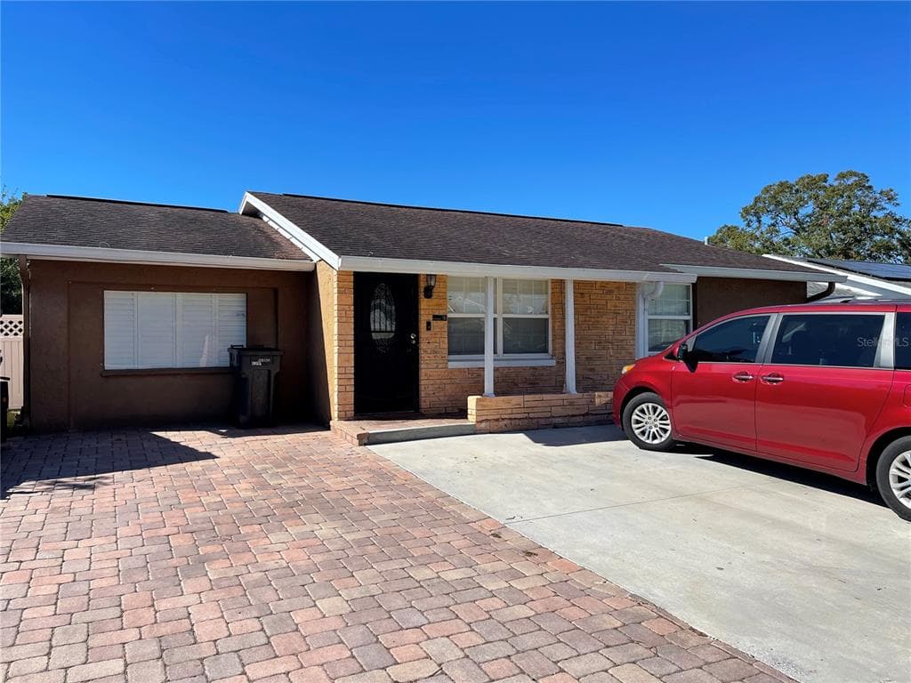 8506 WILDING COURT TAMPA, FL 33634