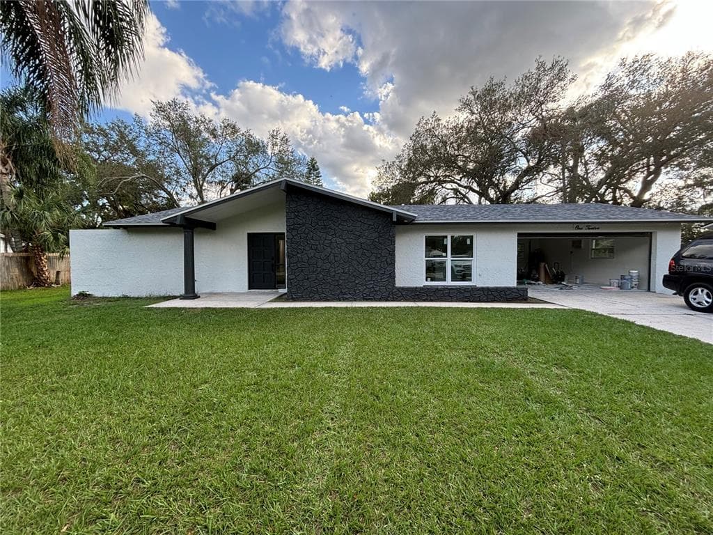 112 WINDY CIRCLE BRANDON, FL 33511