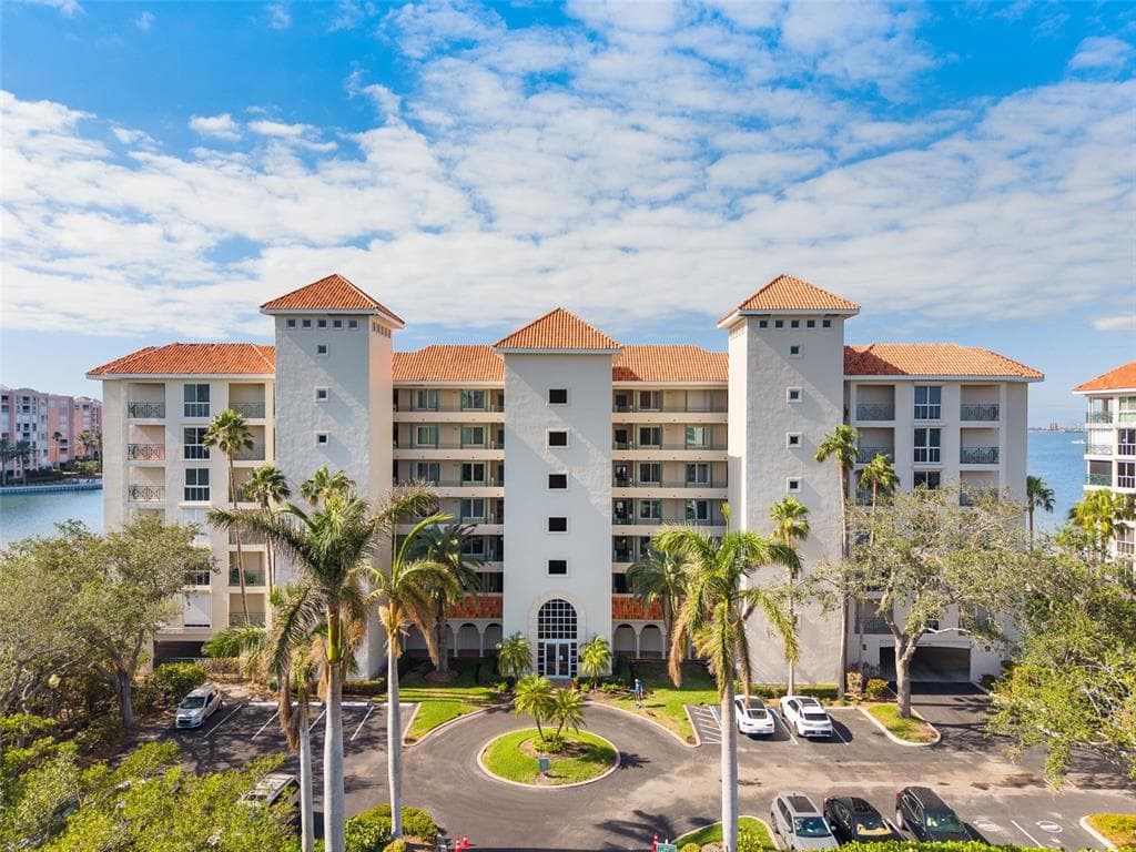 4830 OSPREY DRIVE S UNIT 601 ST PETERSBURG, FL 33711
