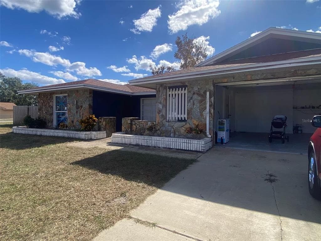 7008 BRAMBLEWOOD DRIVE PORT RICHEY, FL 34668