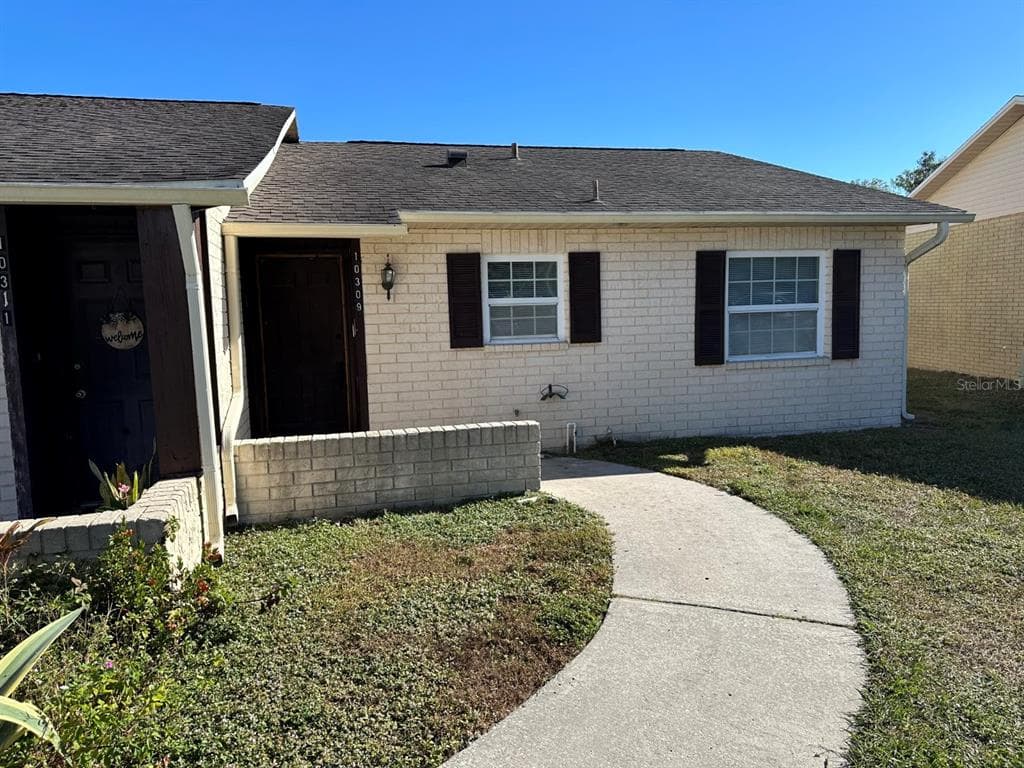 10309 BLUE FIELD COURT