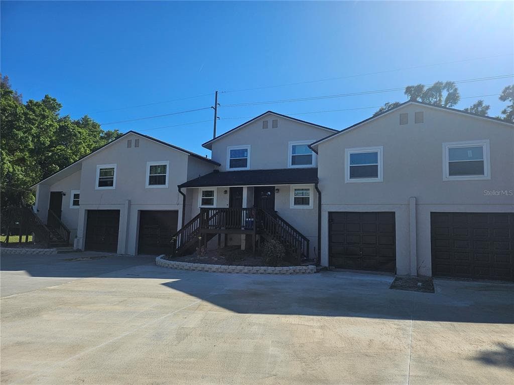 5802 MOHR LOOP UNIT 5802 5804 5806 5808 TAMPA, FL 33615