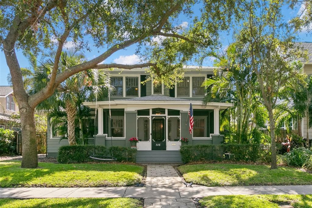 516 14TH AVENUE NE ST PETERSBURG, FL 33701