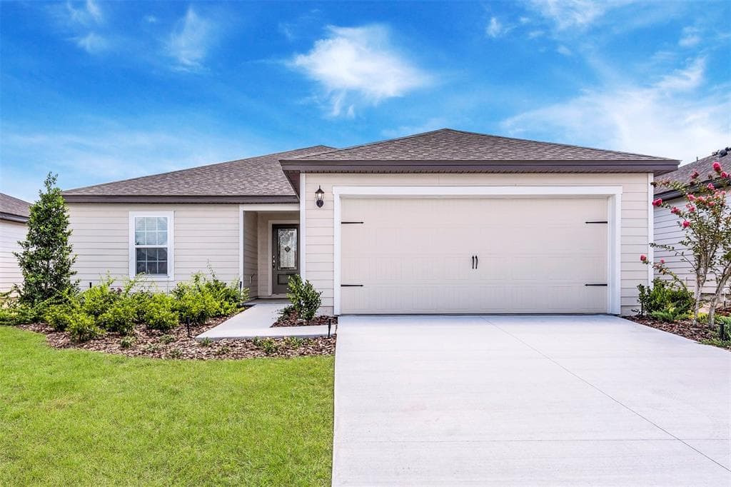 13 PRINCE ANTHONY LANE PALM COAST, FL 32164