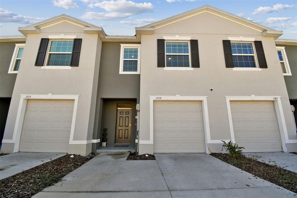 1579 HUBBELL ROAD