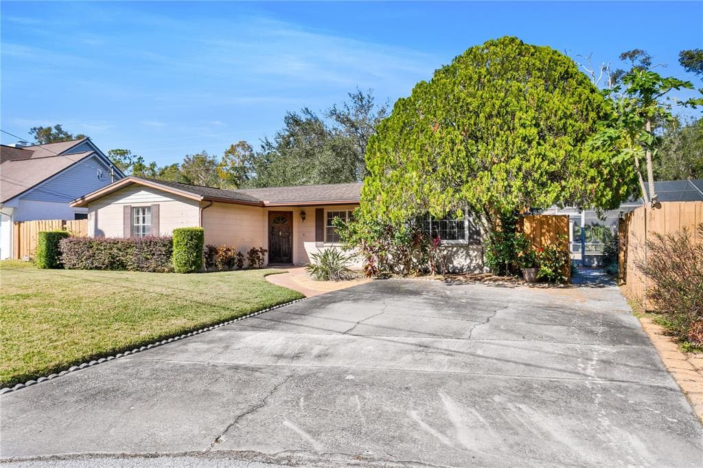 4403 NORTHROP TERRACE TAMPA, FL 33618