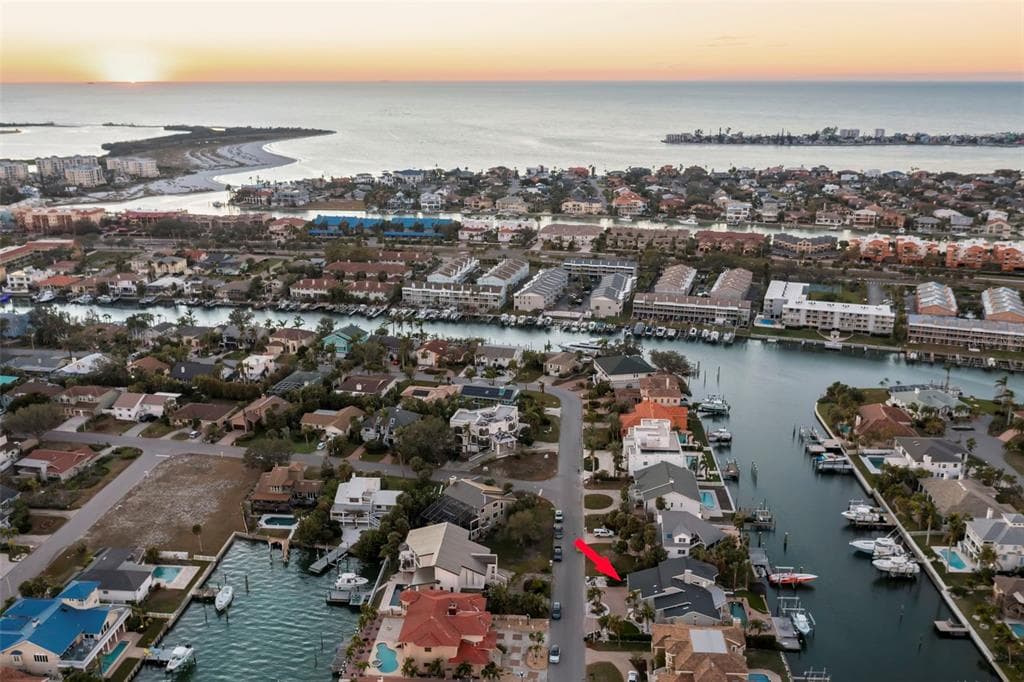 123 8TH STREET E TIERRA VERDE, FL 33715