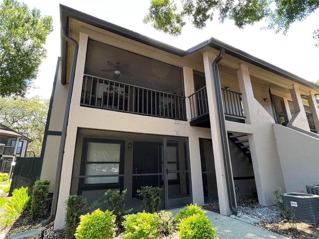 4036 ANGEL OAK COURT UNIT 102 TAMPA, FL 33613