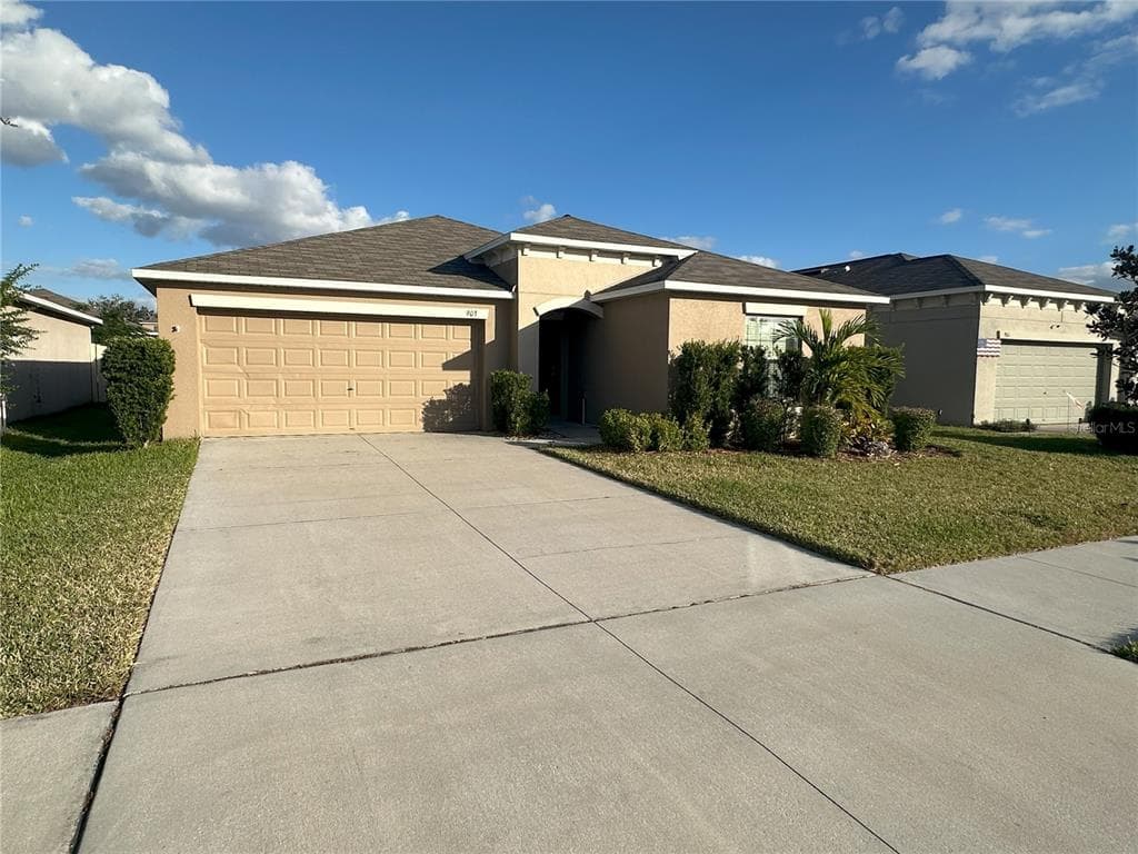 903 ZONE TAILED HAWK PLACE RUSKIN, FL 33570