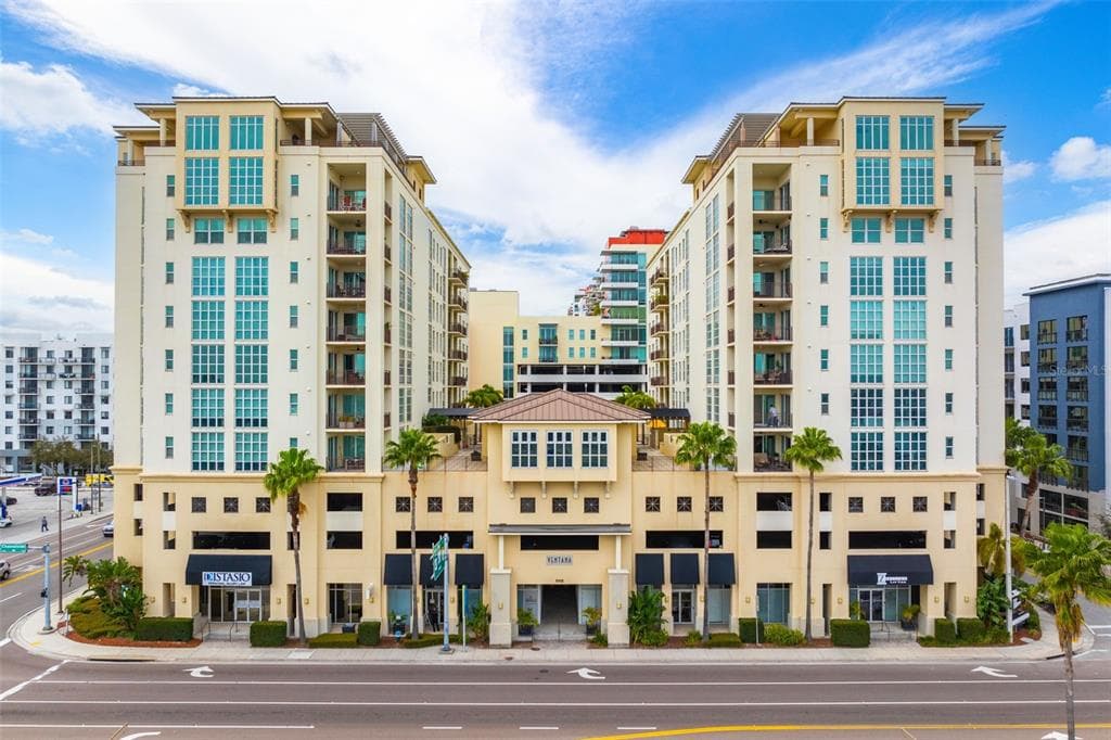 1227 E MADISON STREET UNIT 905 TAMPA, FL 33602