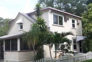 535 KIRKWOOD TERRACE N UNIT Upper ST PETERSBURG, FL 33701