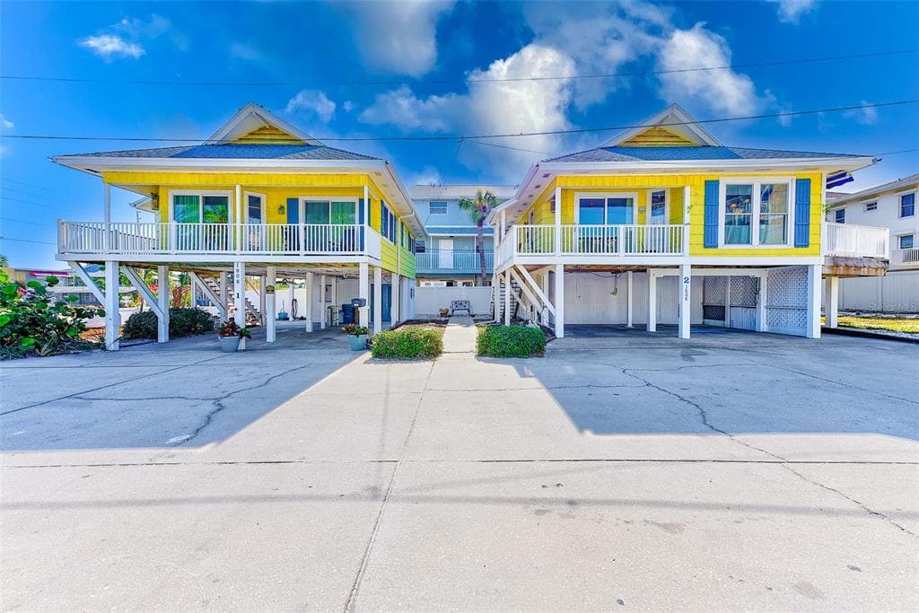 1808 GULF BOULEVARD Unit 1 INDIAN ROCKS BEACH, FL 33785