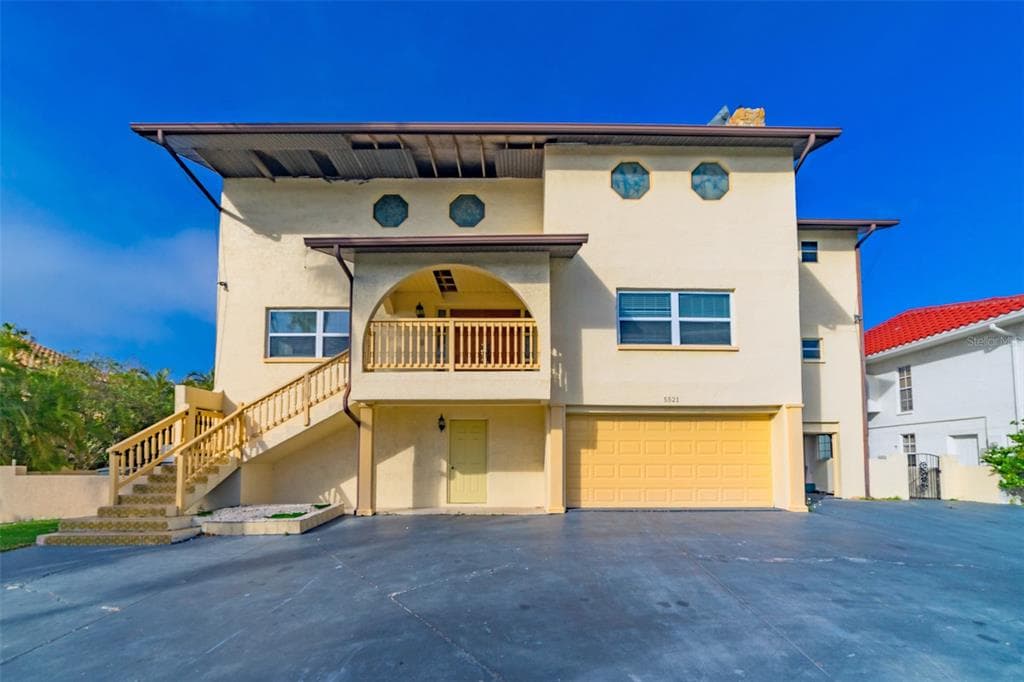5521 WESTSHORE DRIVE NEW PORT RICHEY, FL 34652