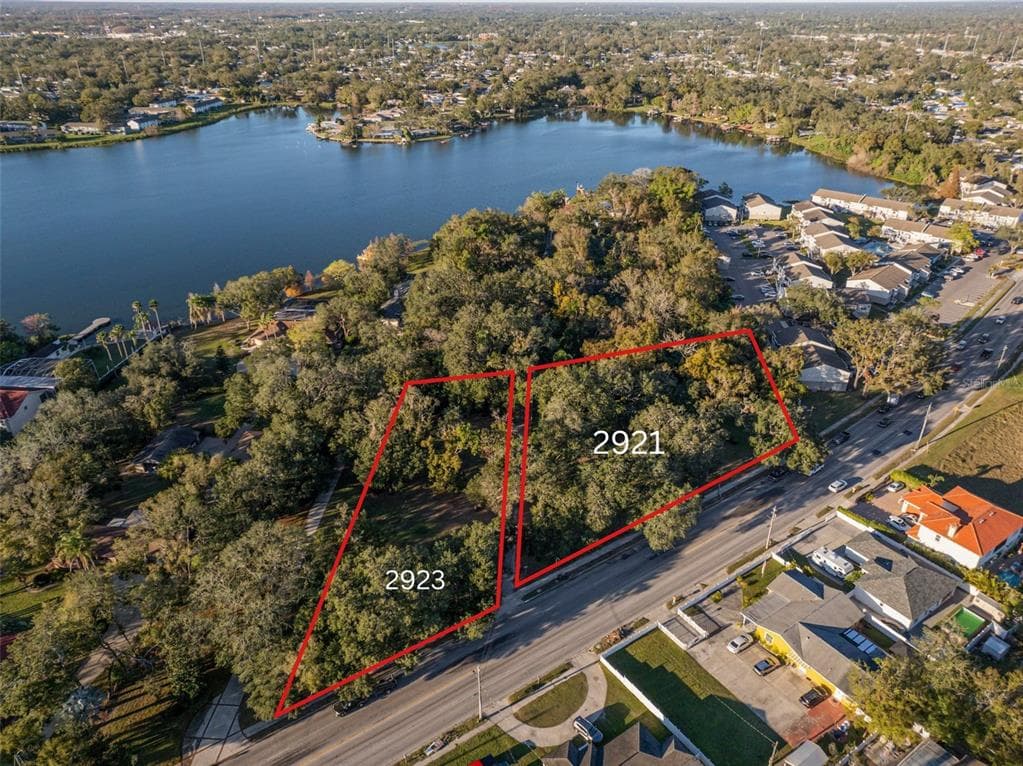 2921 W SLIGH AVENUE TAMPA, FL 33614