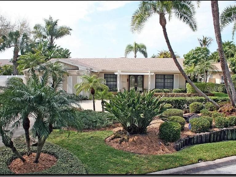 7906 9TH AVENUE S ST PETERSBURG, FL 33707