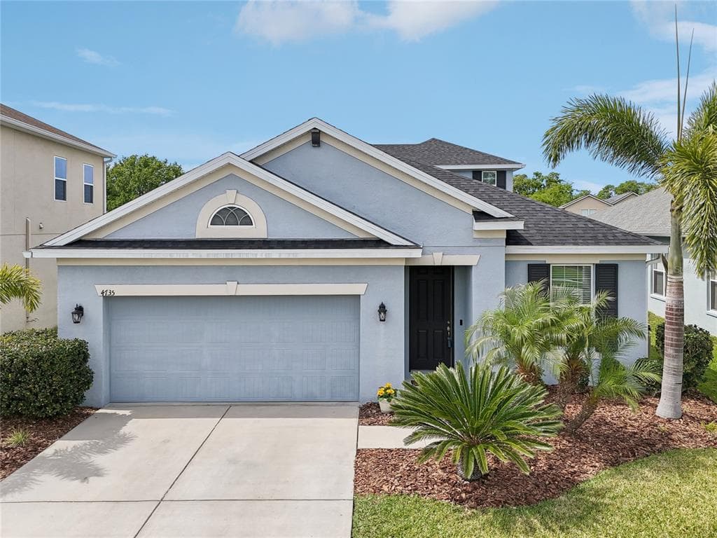 4735 ROLLING GREEN DRIVE WESLEY CHAPEL, FL 33543