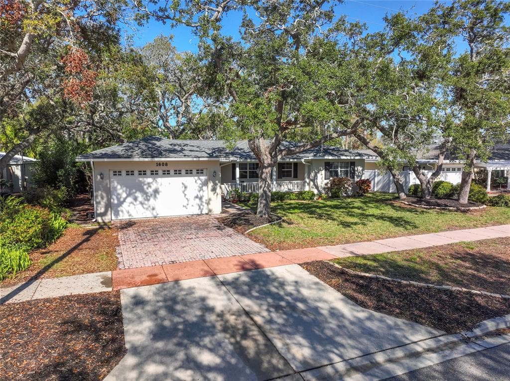 1608 PINELLAS ROAD