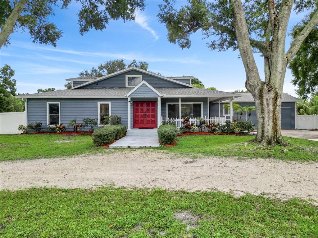 6228 48TH AVENUE DRIVE E BRADENTON, FL 34203
